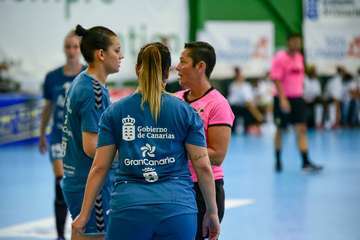 La victoria ante el Salud le da la XI Copa Gobierno de Canarias al Rocasa/TA.